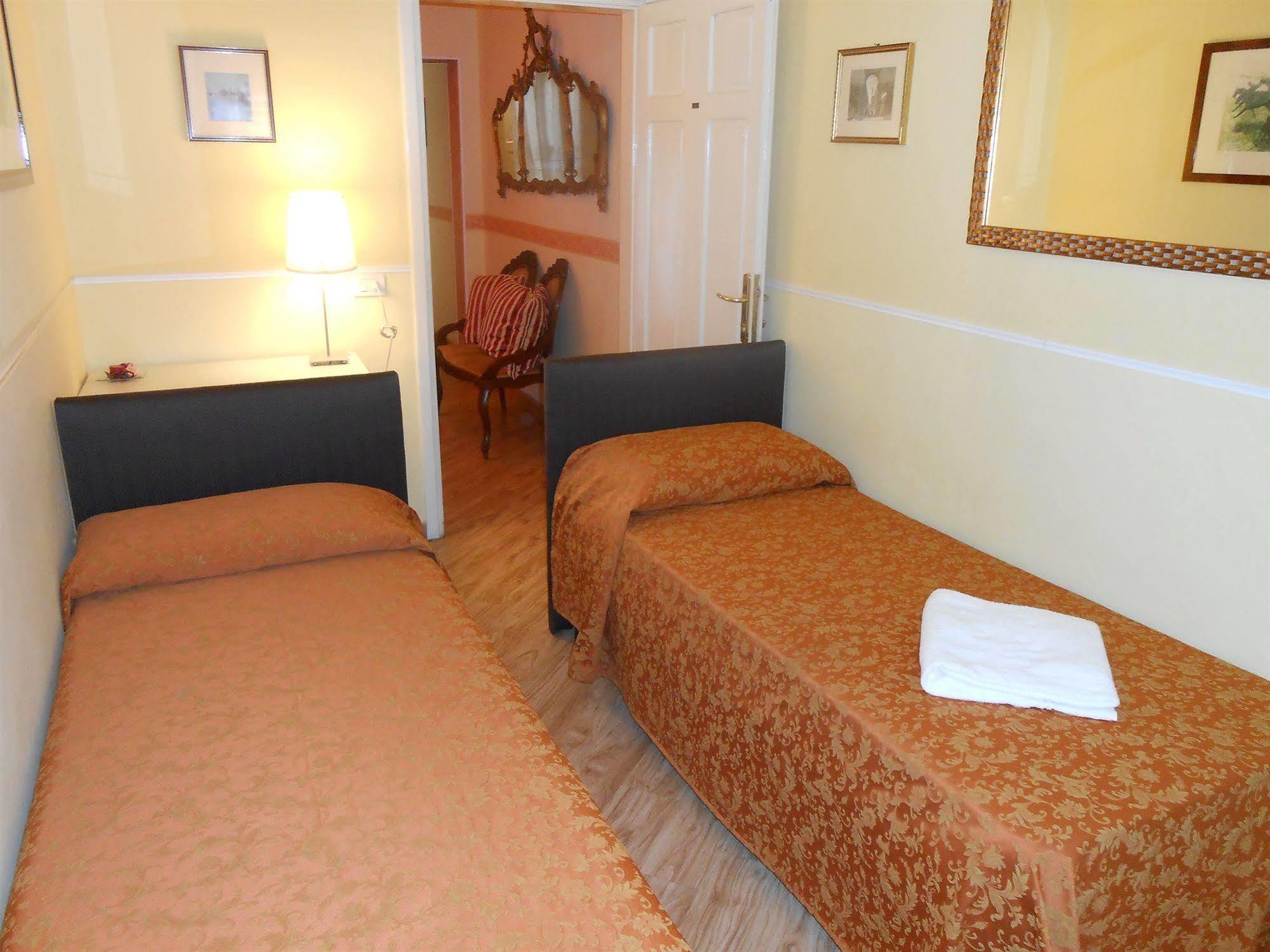 Bed and Breakfast Le Stanze Dei Medici à Florence Extérieur photo